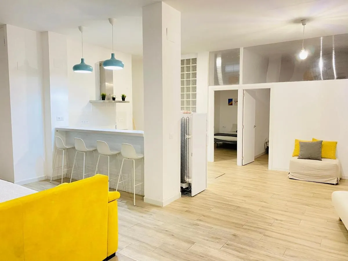 Apartment Flamenca Triana - Apartamento Wifi Con 2 Dormitorios 2 Sofas Camas 2 Banos Seville Spain